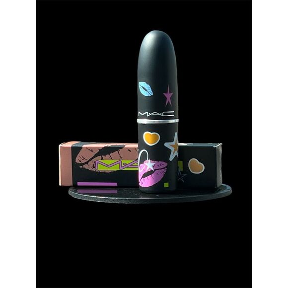 MAC 40th Anniversary Satin Lipstick FLESHPOT Iconic Packaging - Picture 9 of 16